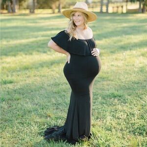 Maternity Off the Shoulder Dress SZ L